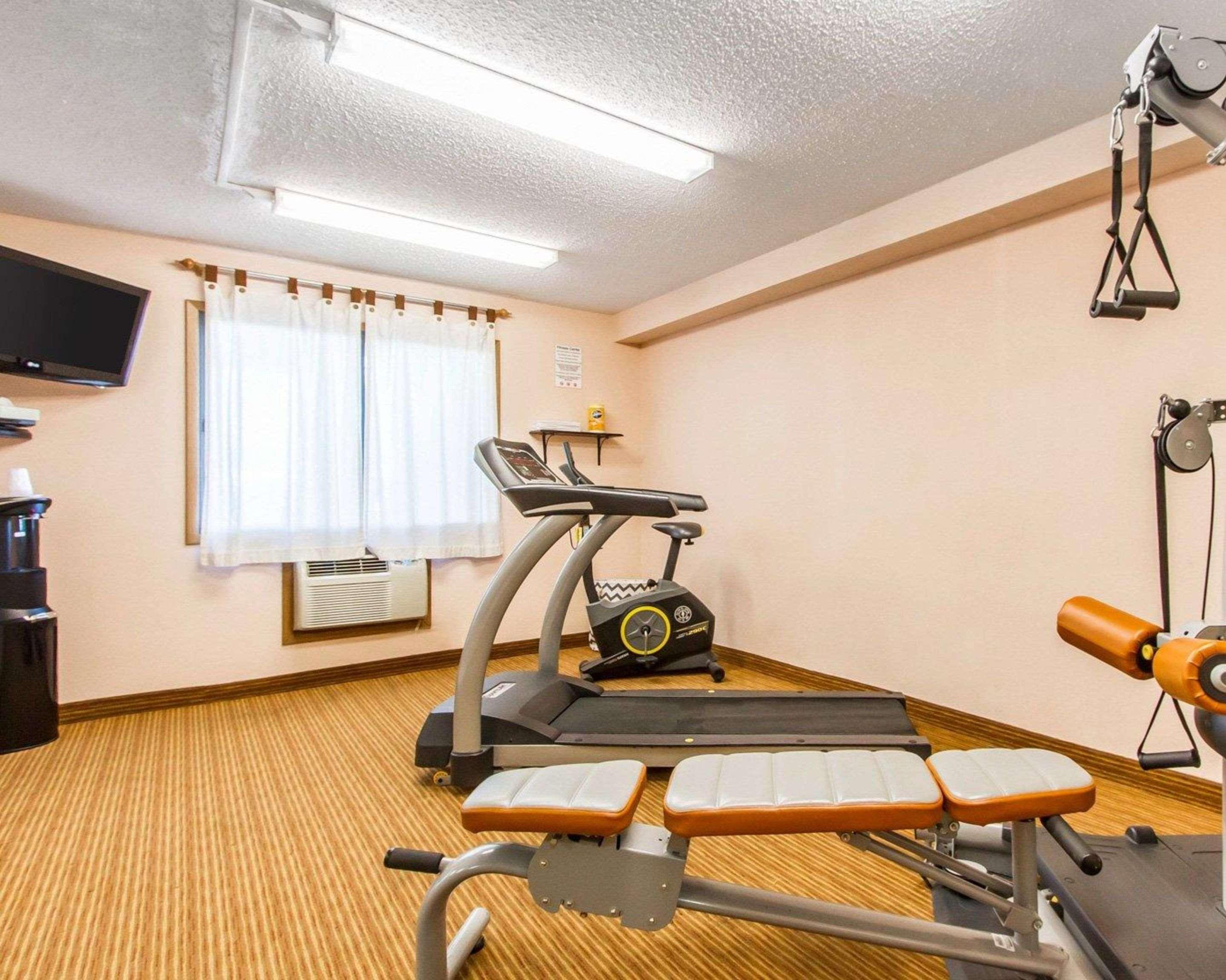 Quality Inn & Suites Ottumwa North Esterno foto